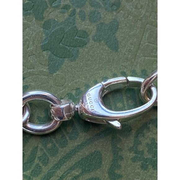 Gucci Interlocking GG Logo Bracelet 7" - Picture 4 of 6